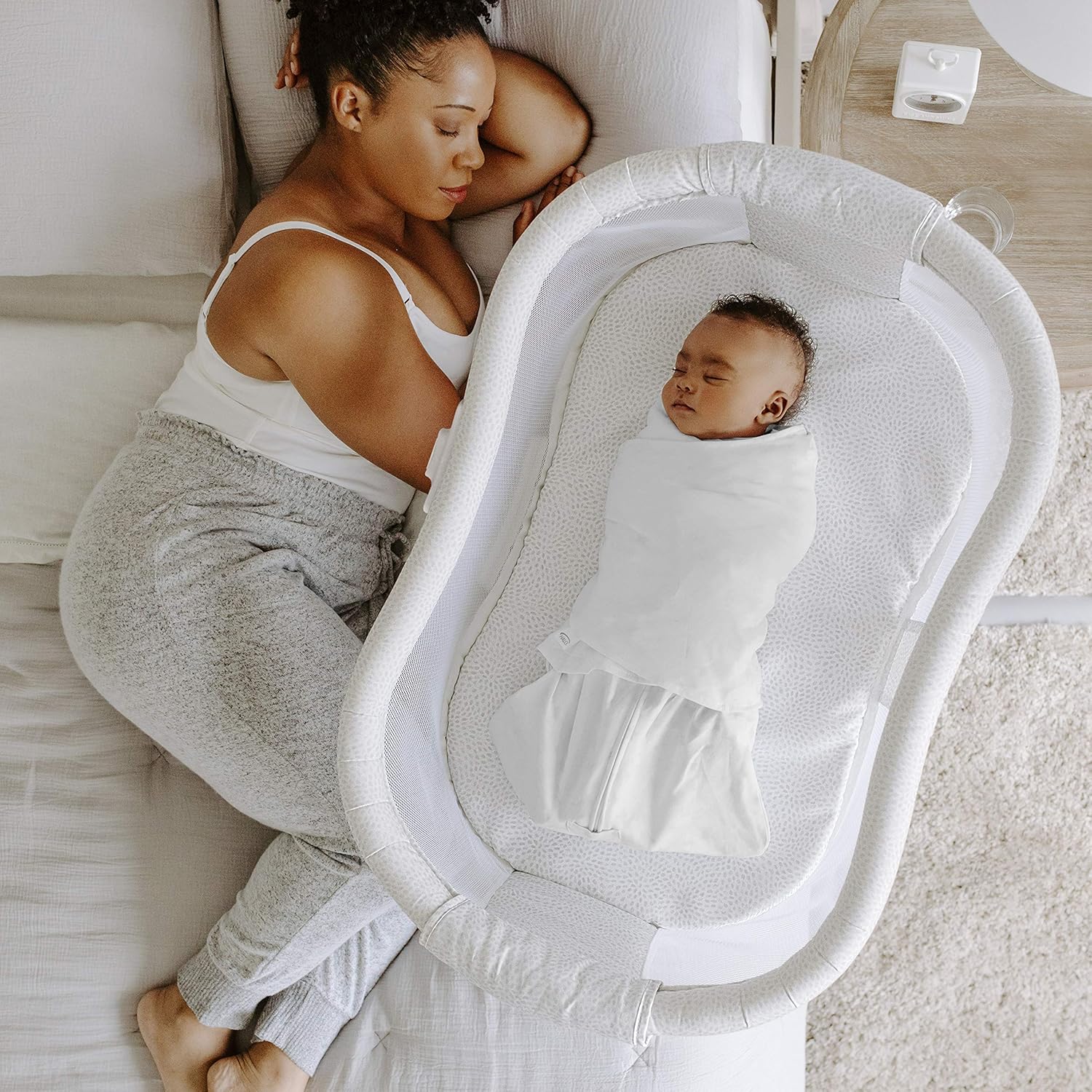 dziecko-lozeczko-dla-niemowlat-4